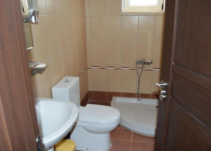 Elena Apartman Marathiász